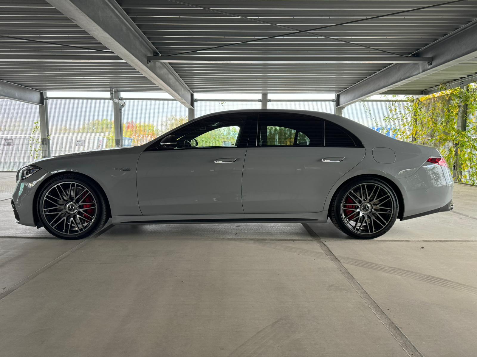 Mercedes Benz Maybach S63 AMG Edition1 2024 (7)
