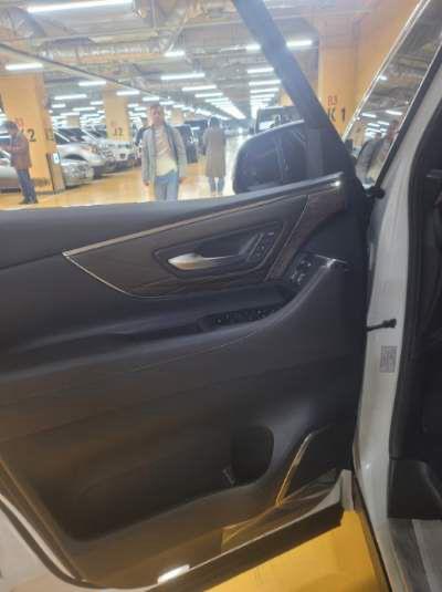 Toyota Alphard 2.5 HEV Executive lounge 2024 (7)
