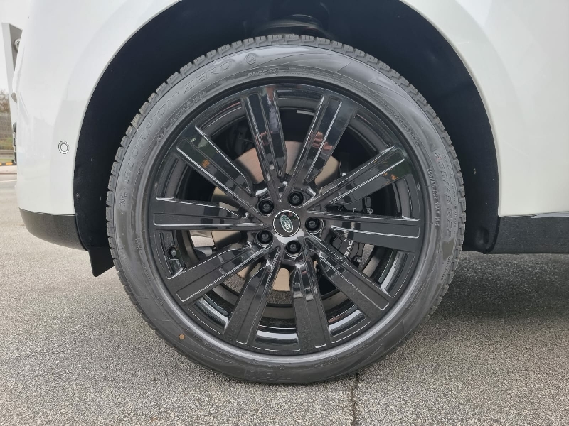 Range Rover 3.0 D350 SWB AUTOBIOGRAPHY 2024 (7)