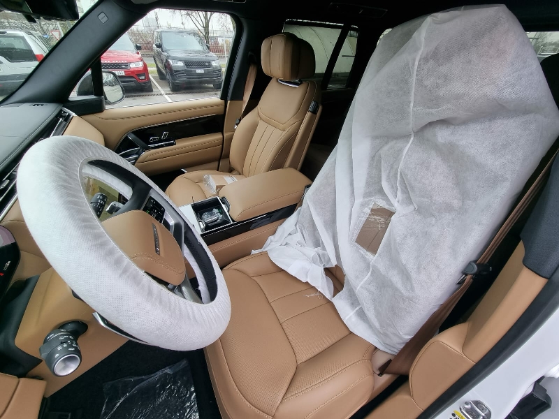 Range Rover 3.0 D350 SWB AUTOBIOGRAPHY 2024 (9)