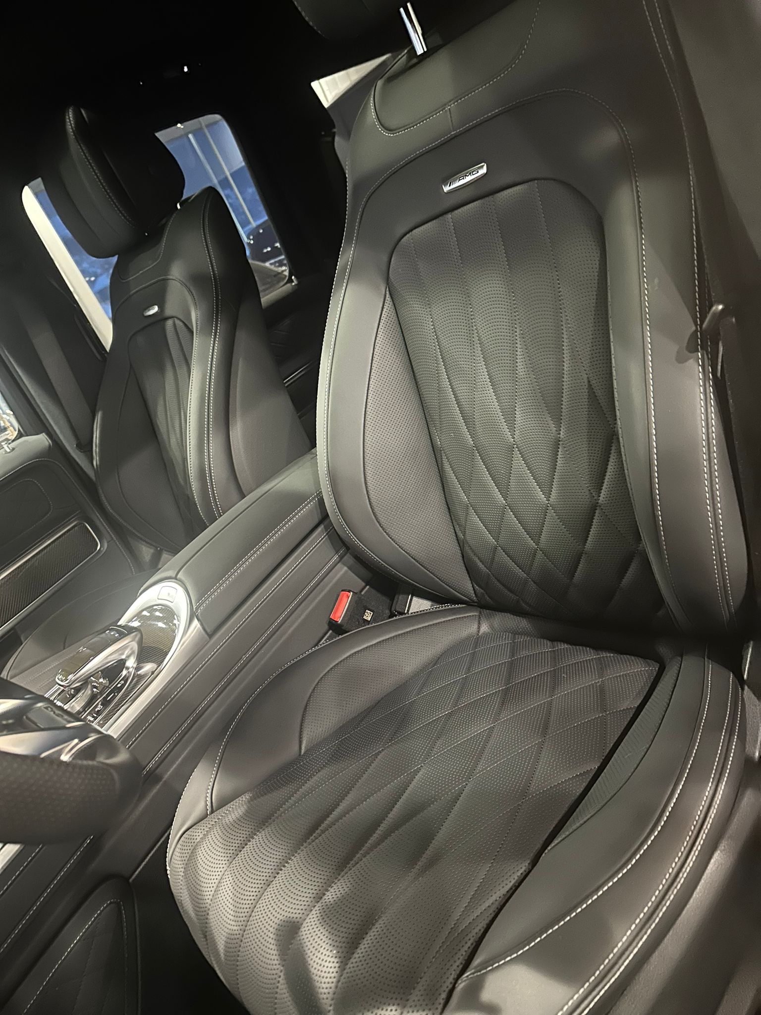 Mercedes Benz G63 AMG 4X4 with 585HP 2024 (11)