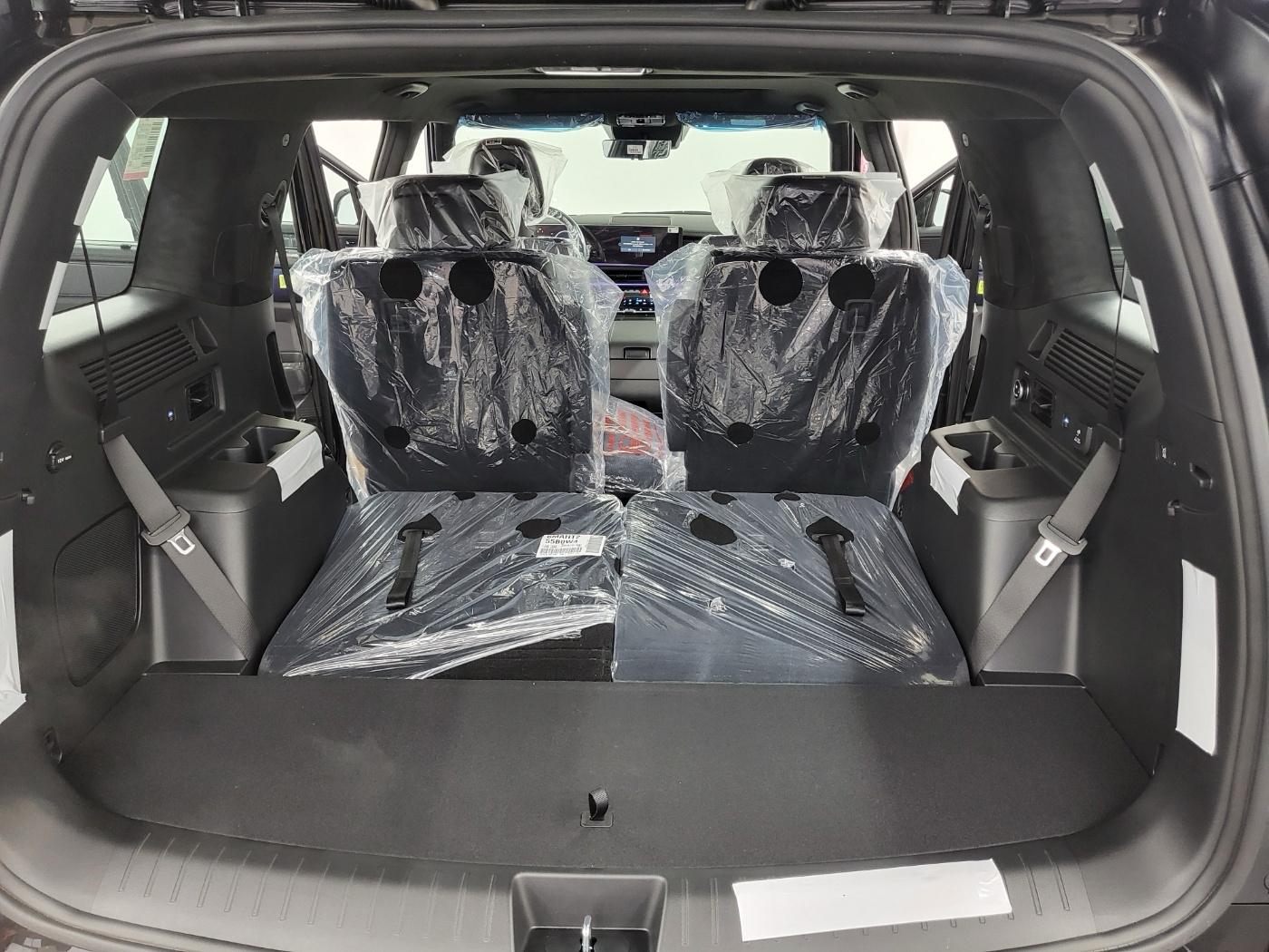 Hyundai Santa Fe 2.5T 4WD Petrol 2024 (15)