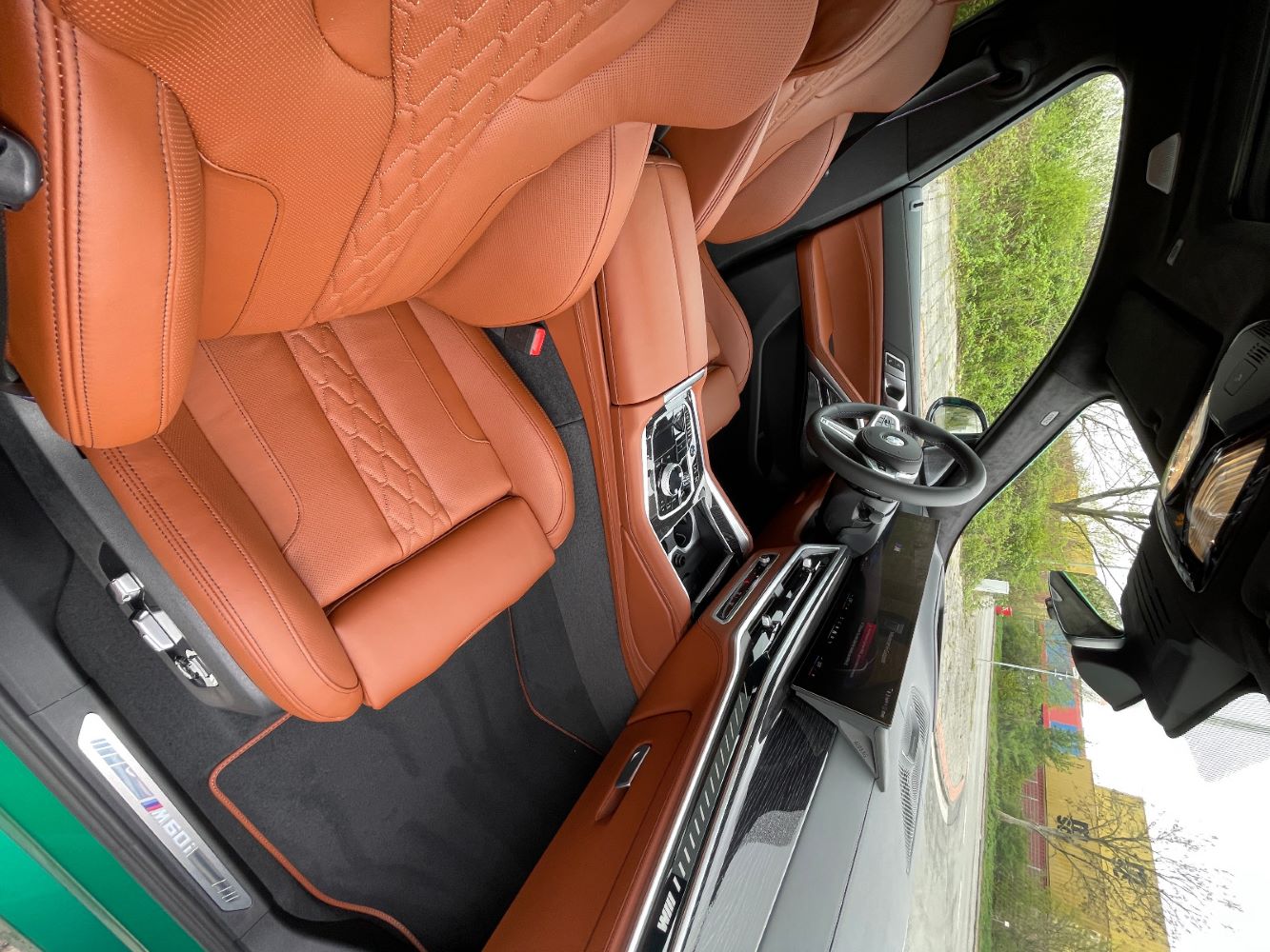 BMW X6 M60i 2024 (11)