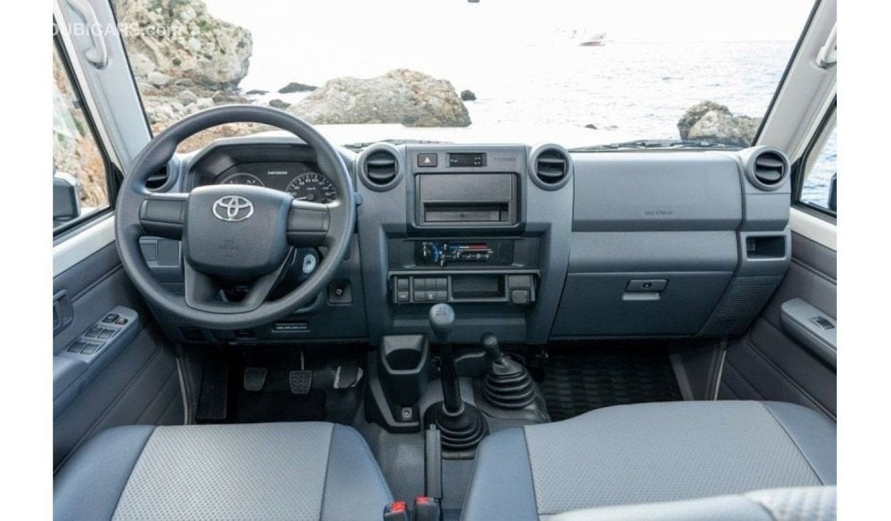 Toyota Land Cruiser 76 HT 5DRS 4.5L DIESEL 4WD 2024 (11)