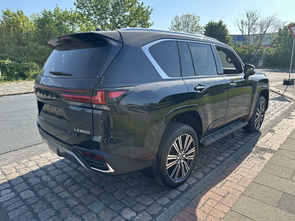 Lexus LX600 Luxury 3,5l 409HP 2024 (9)