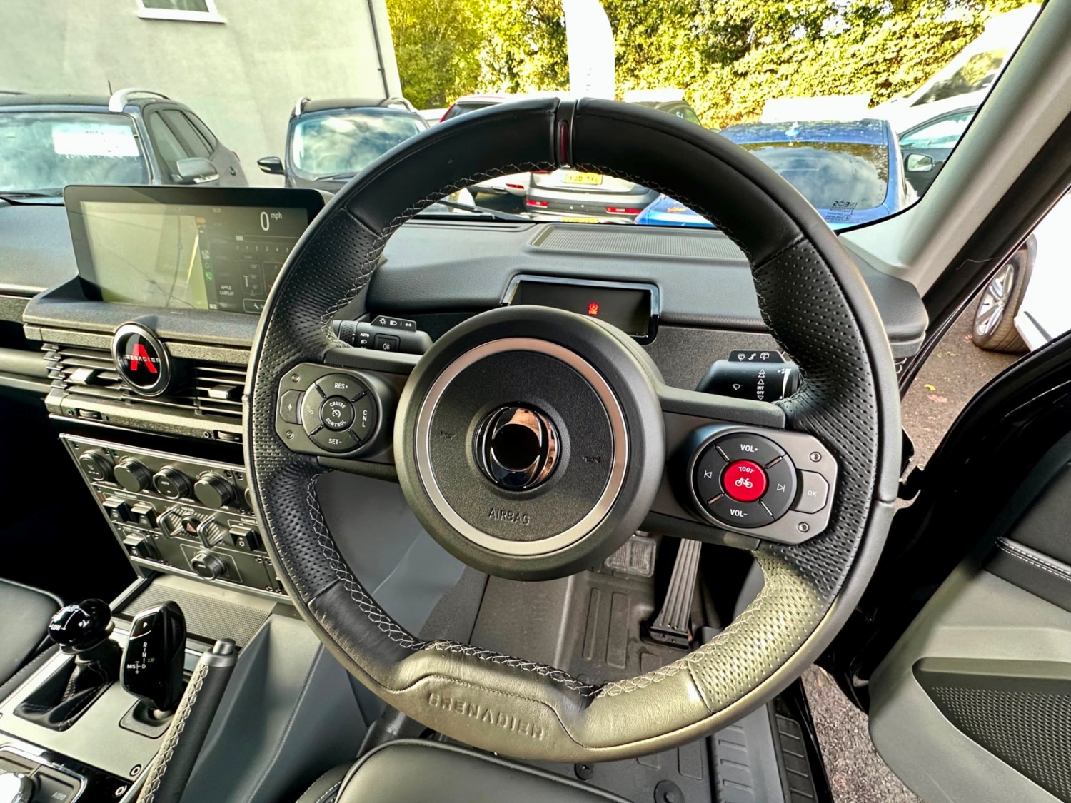 INEOS GRENADIER 2023 RHD (8)