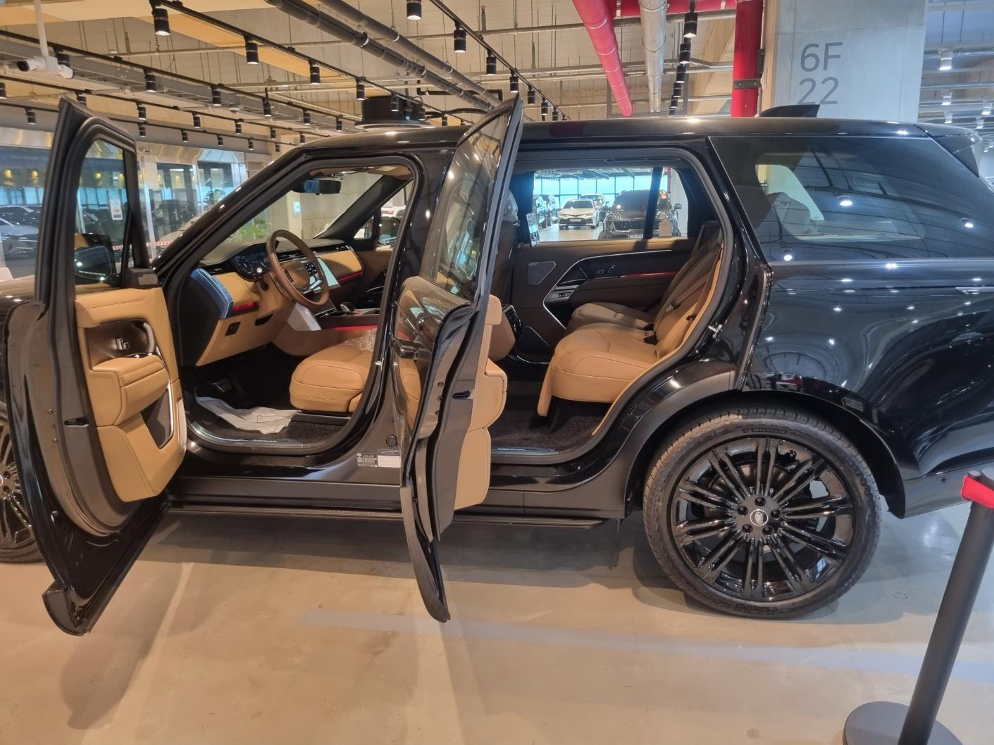 Range Rover D350 AB LWB 2025 (8)