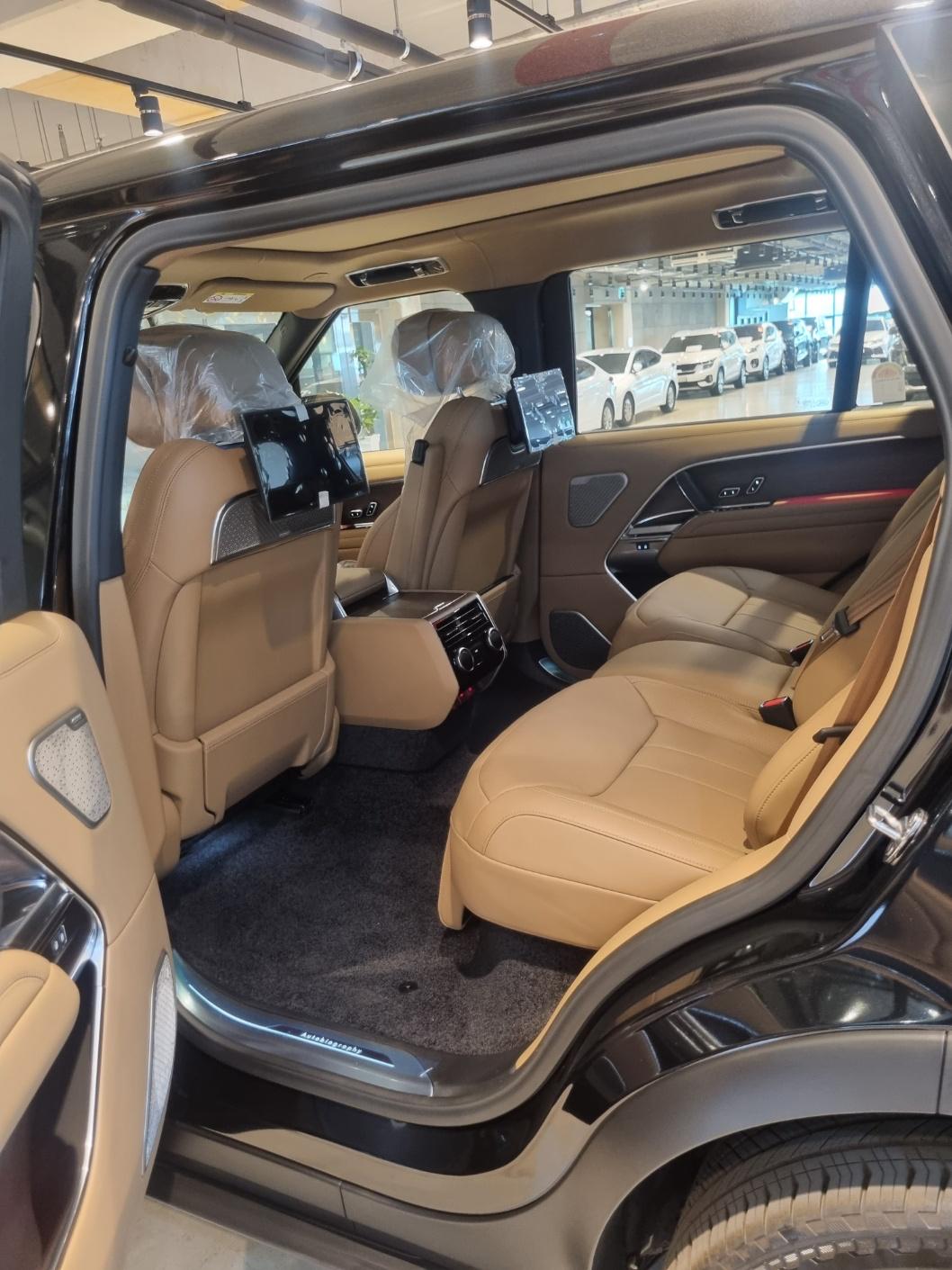 Range Rover D350 AB LWB 2025 (15)