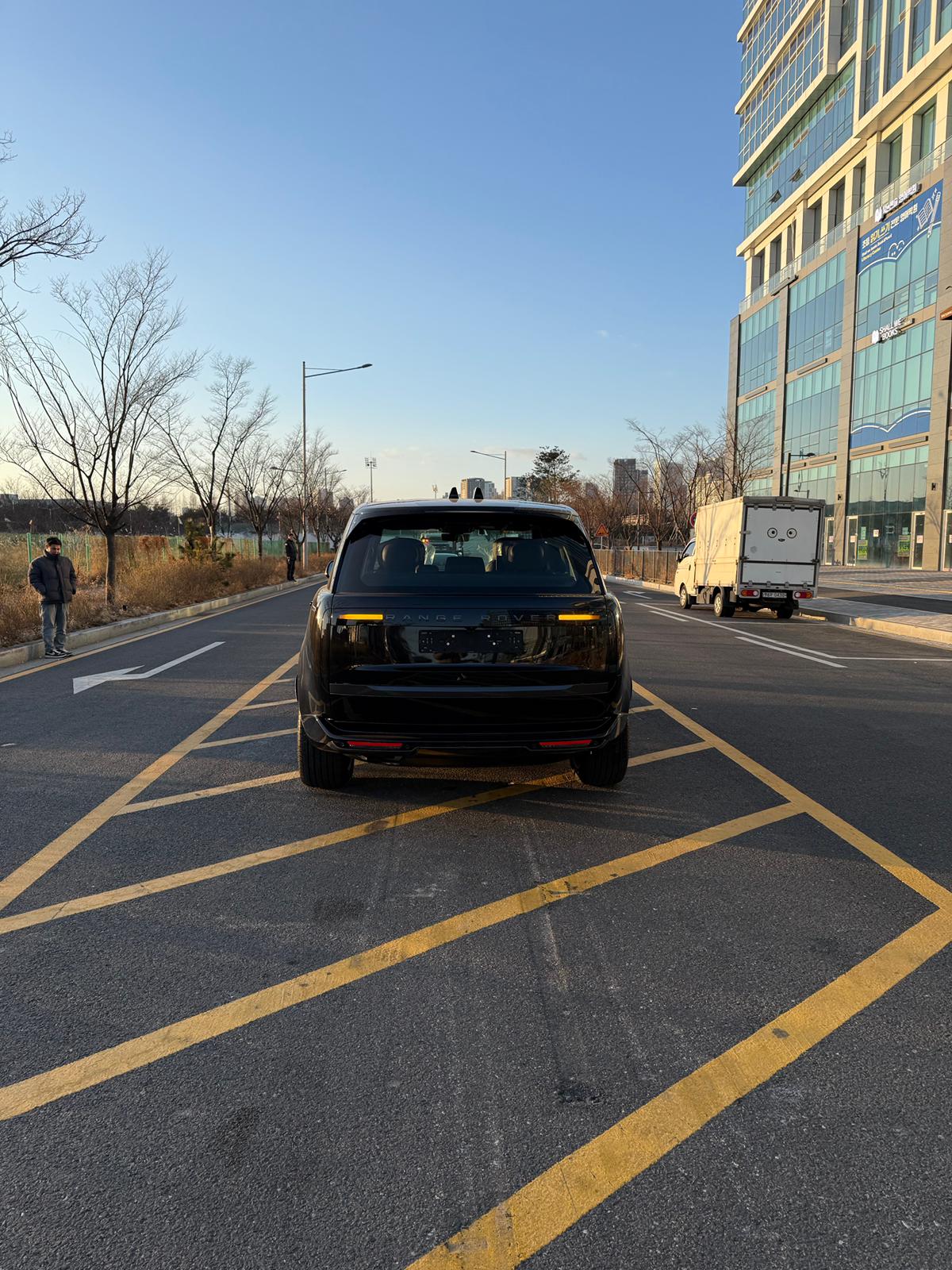 Range Rover D350 AB LWB 2025 (7)