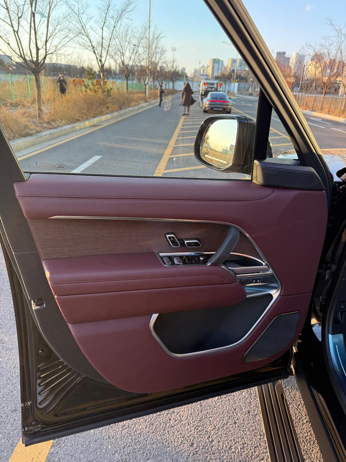 Range Rover D350 AB LWB 2025 (10)