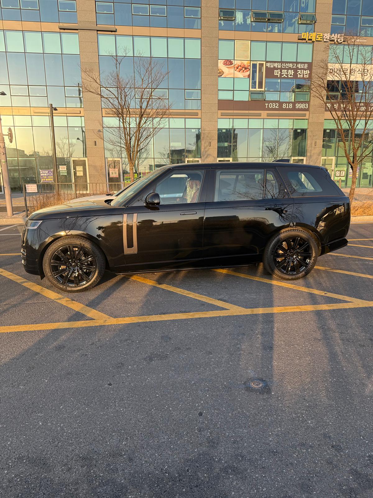 Range Rover D350 AB LWB 2025 (14)