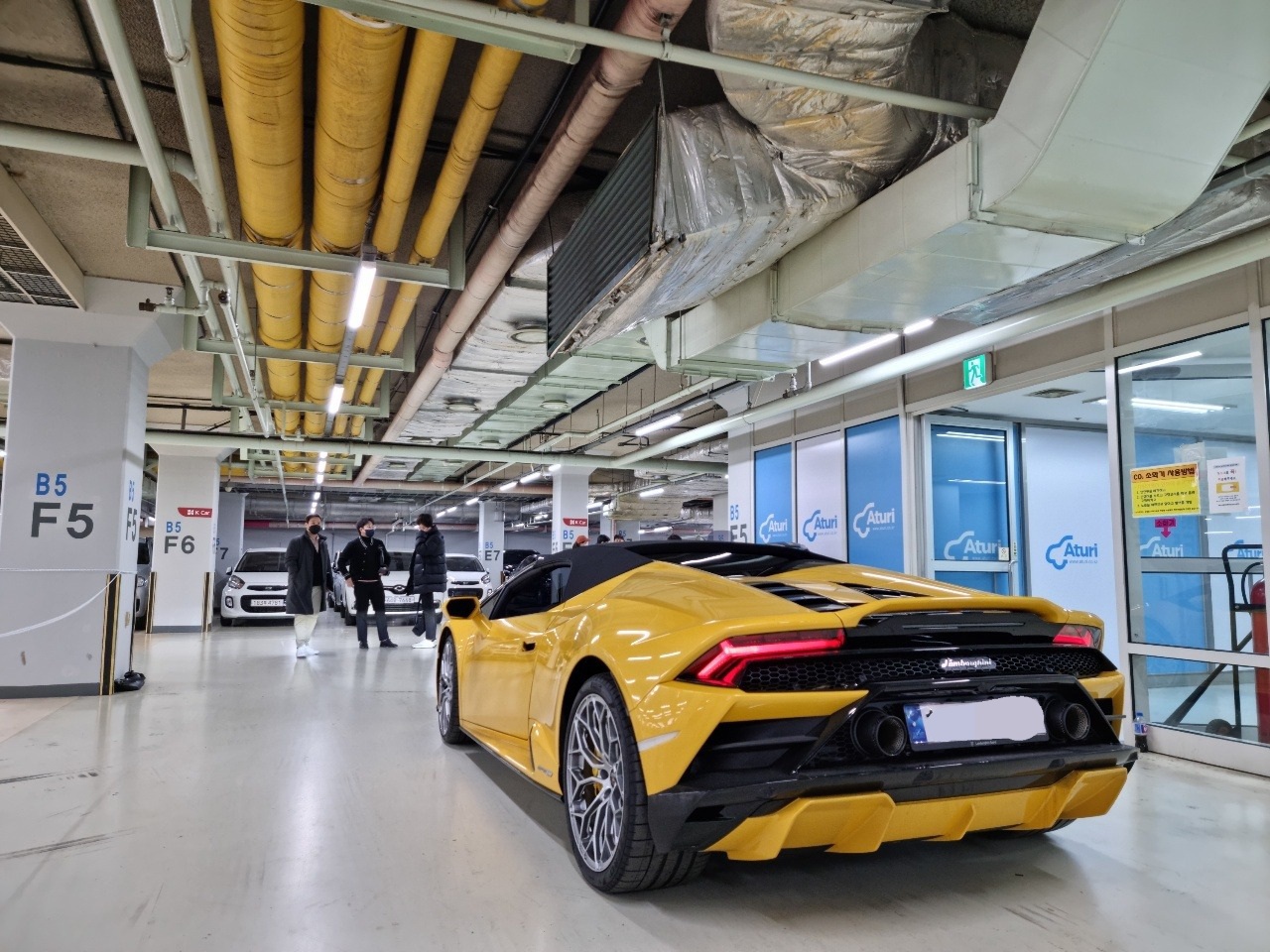 Lamborghini  Huracan Evo Spyder  2022 (7)