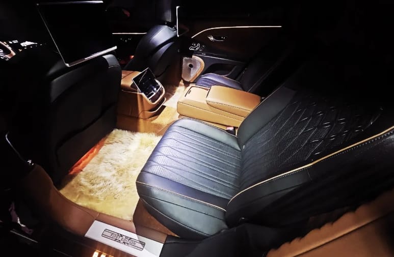 Bentley Flying Spur 2021 (8)