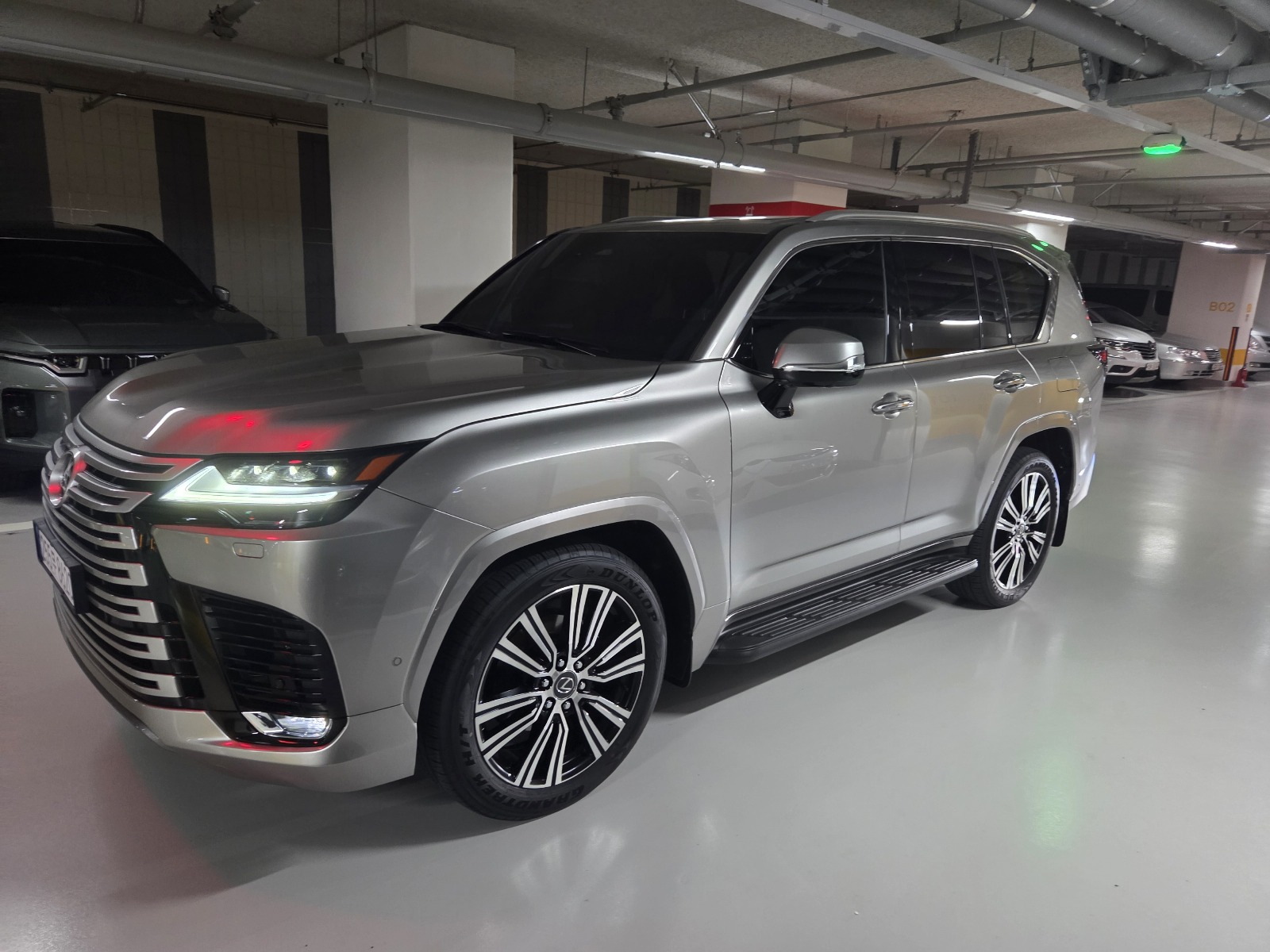 Lexus  LX700h Luxury 7 Seater  2025 (7)