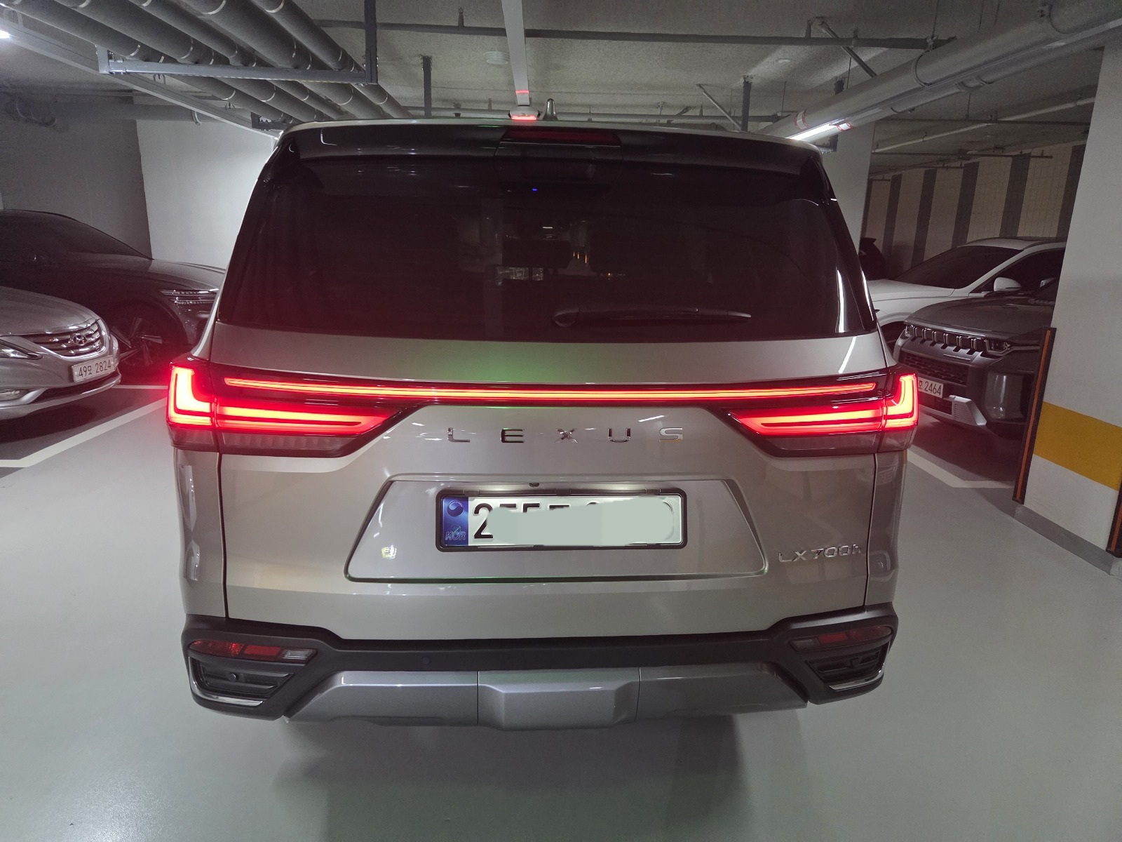 Lexus  LX700h Luxury 7 Seater  2025 (9)