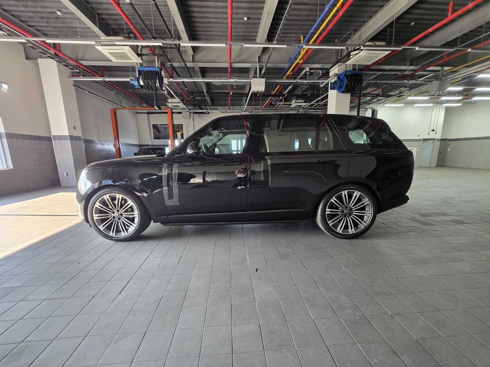 Range Rover P530 ATB LWB 2025 (11)