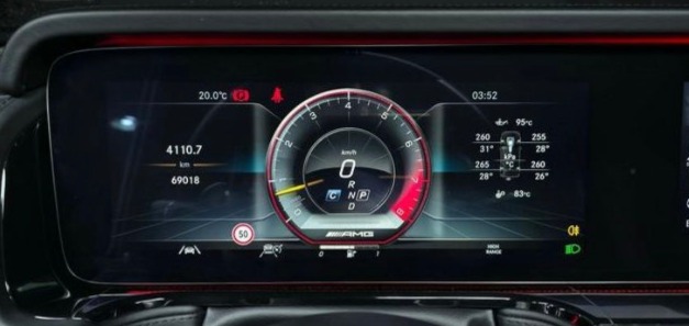 Mercedes Benz  G63 AMG 2022 (12)