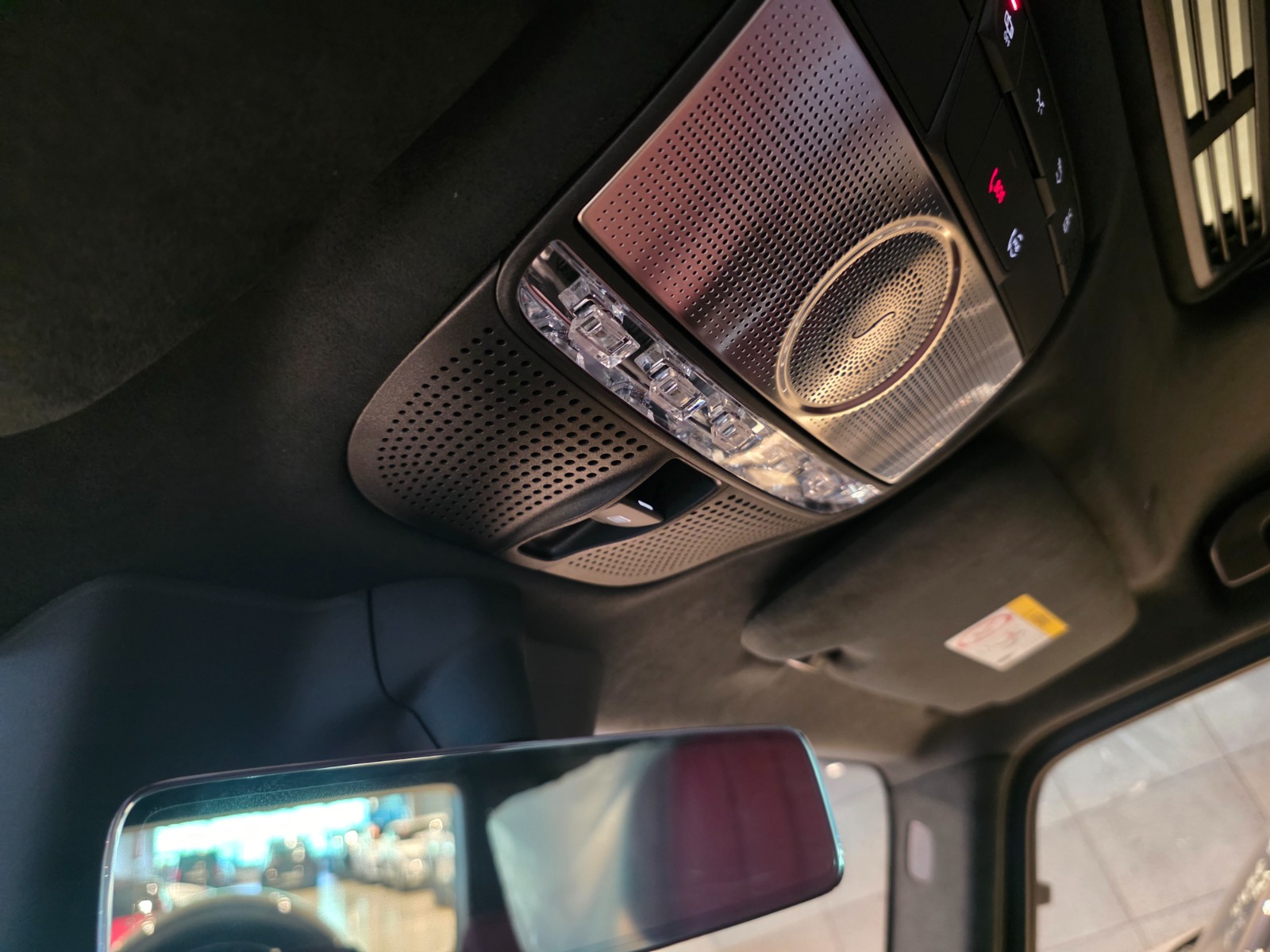 Mercedes Benz  G450 Manufactur 2025 (8)