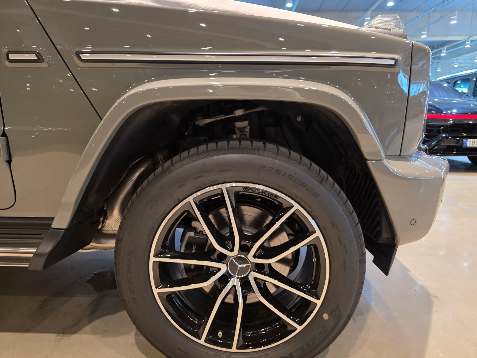 Mercedes Benz  G450 Manufactur 2025 (16)
