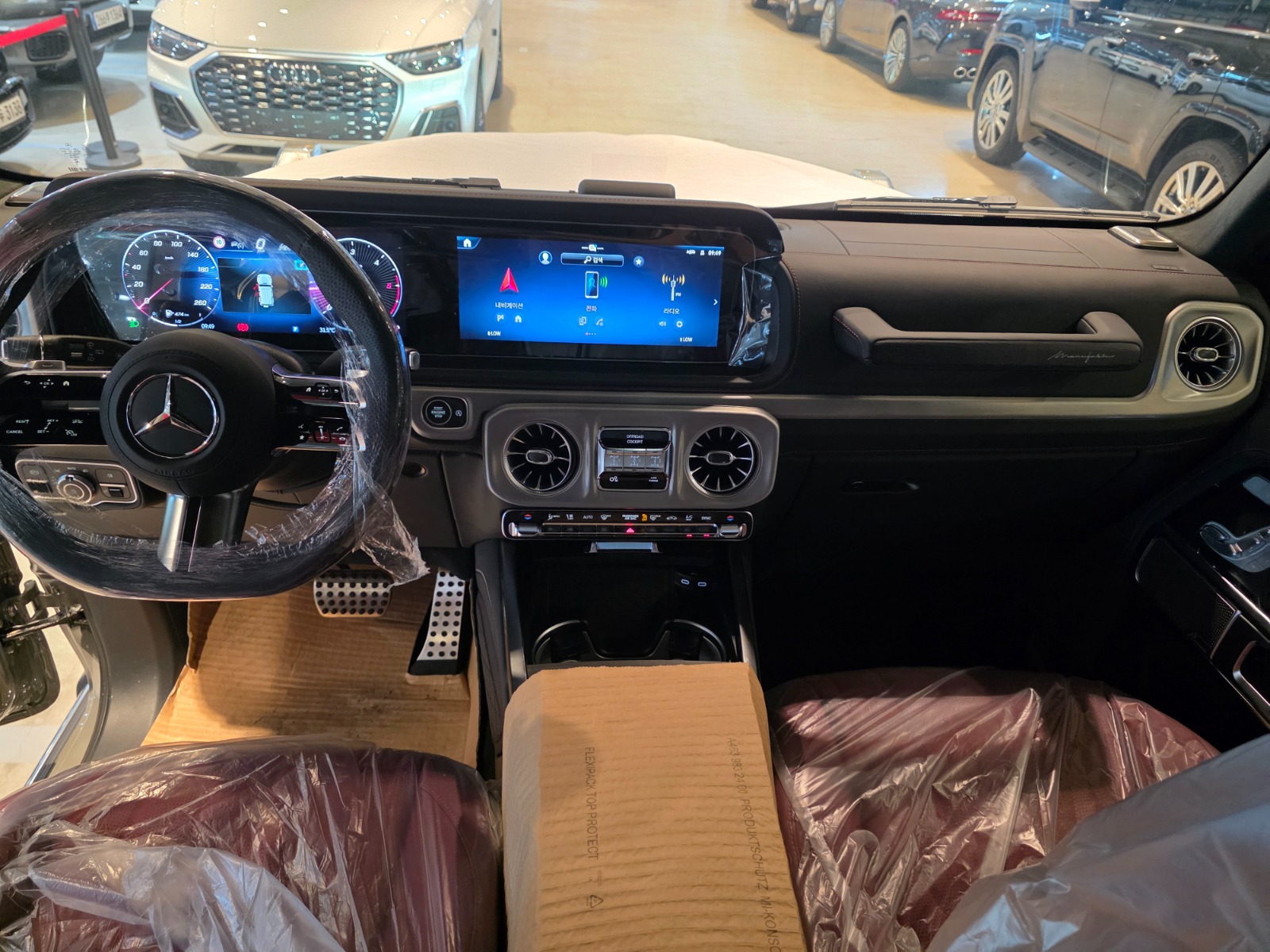 Mercedes Benz  G450 Manufactur 2025 (20)