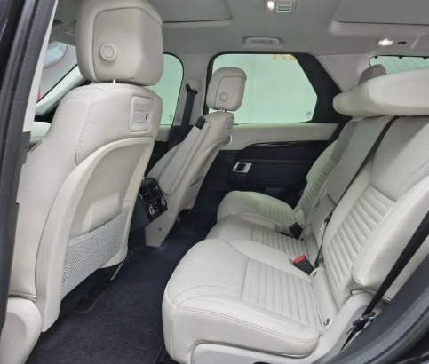 Range Rover LR Discovery 5 D250 SE 2023 (13)