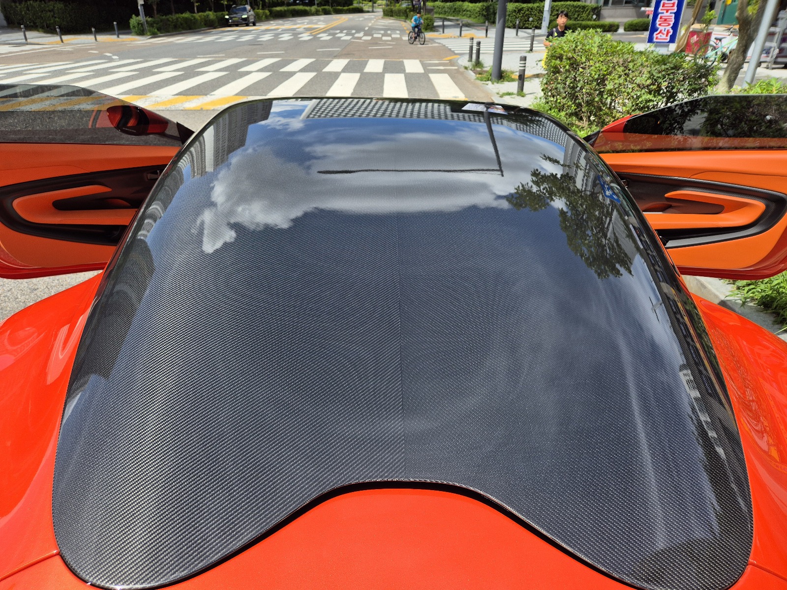 Aston  Martin 2020 (9)