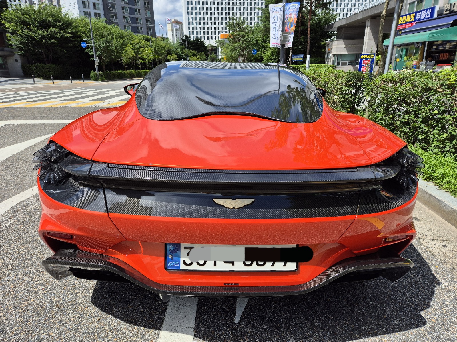 Aston  Martin 2020 (10)