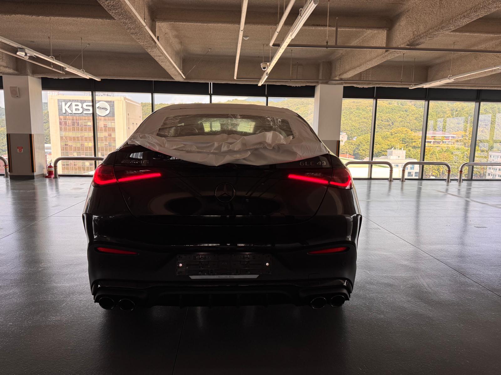 Mercedes Benz GLC43 AMG Coupe 2025 (8)