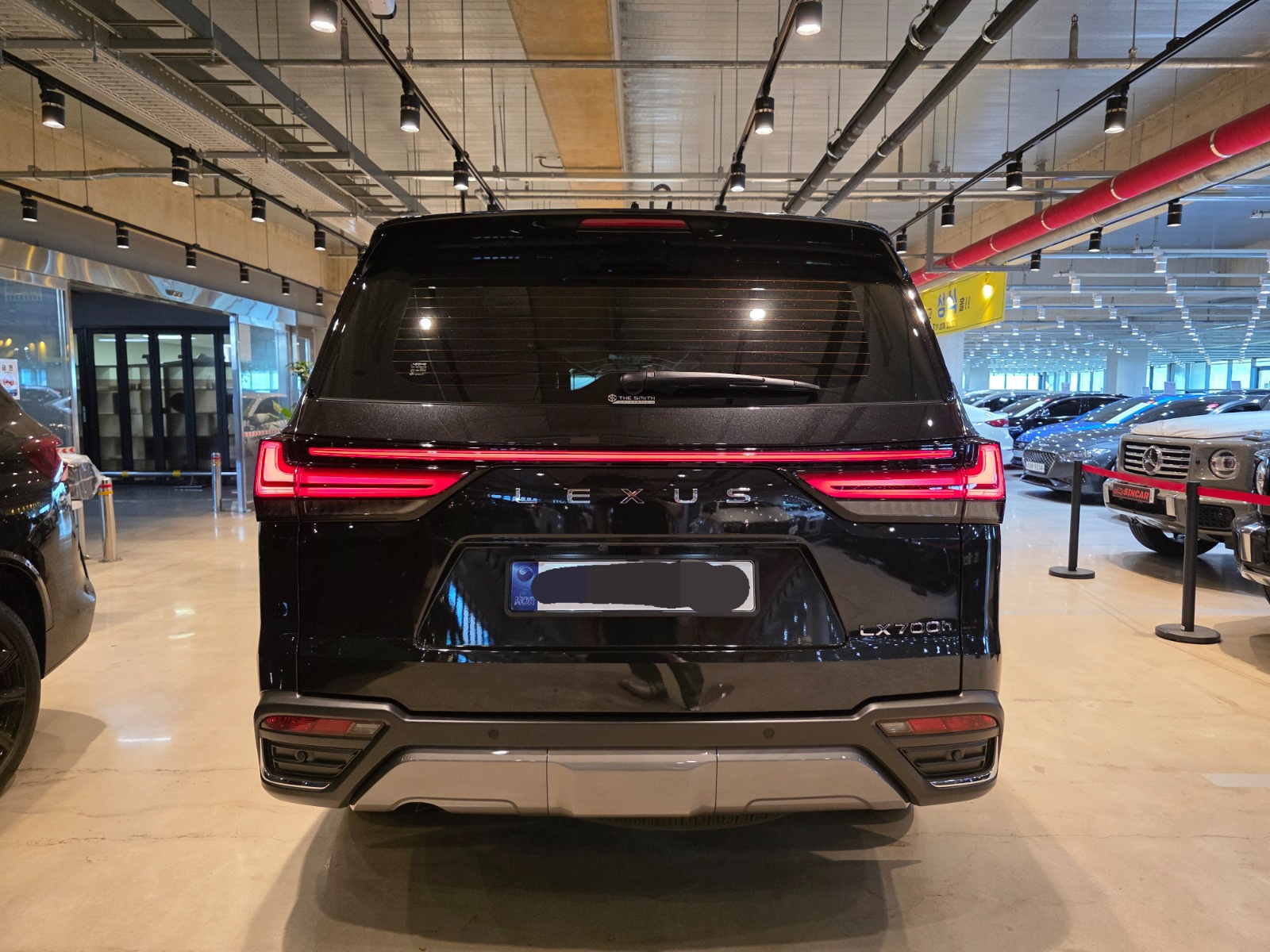Lexus LX700h 4 seater VIP 2025 (18)
