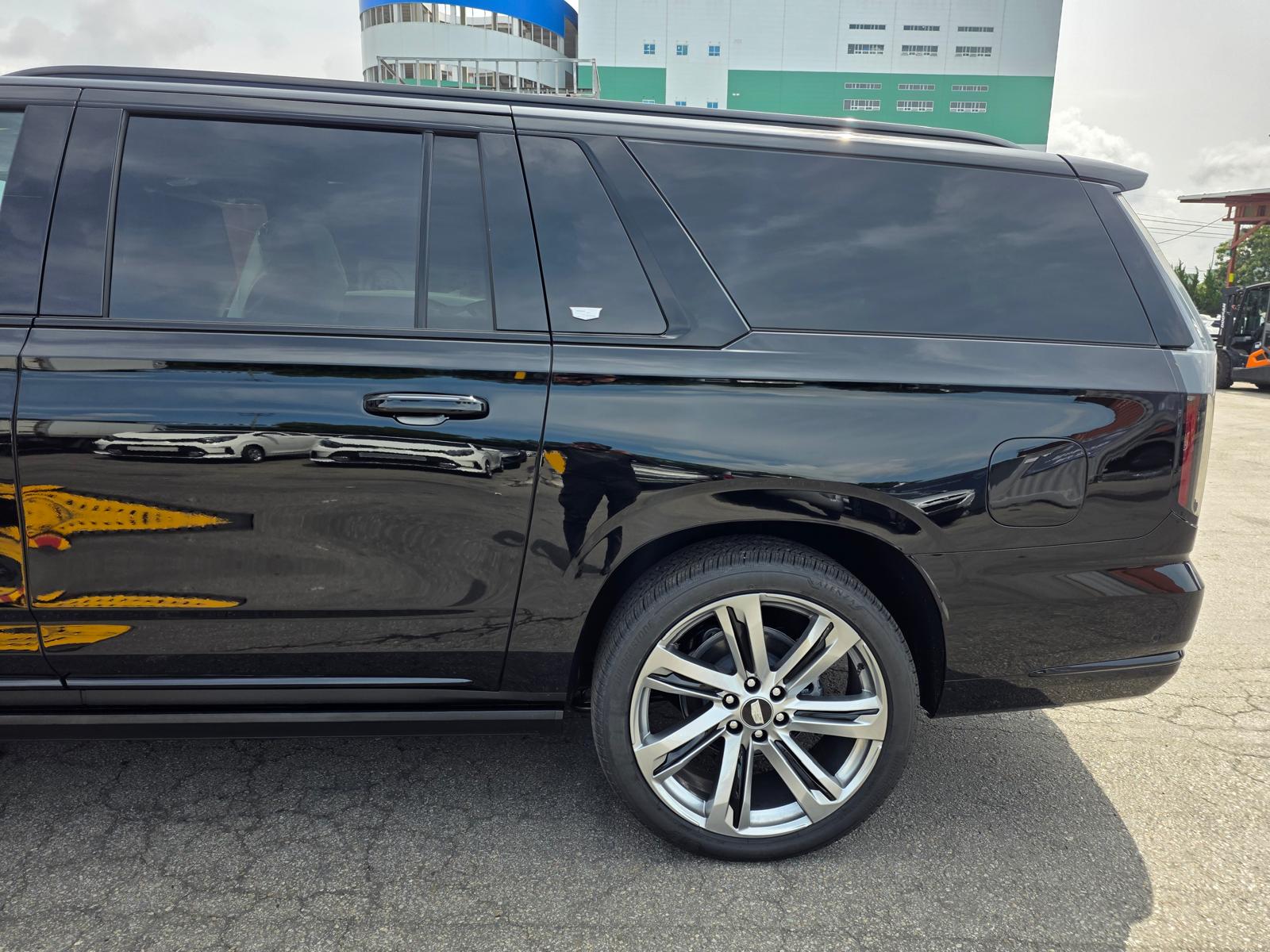 Cadillac Escalade 2025 (18)