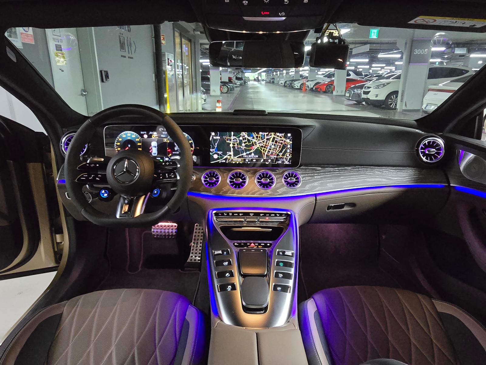 Mercedes Benz AMG GT 4 Door 43 4MATIC+ Golden Dayl 2022 (10)