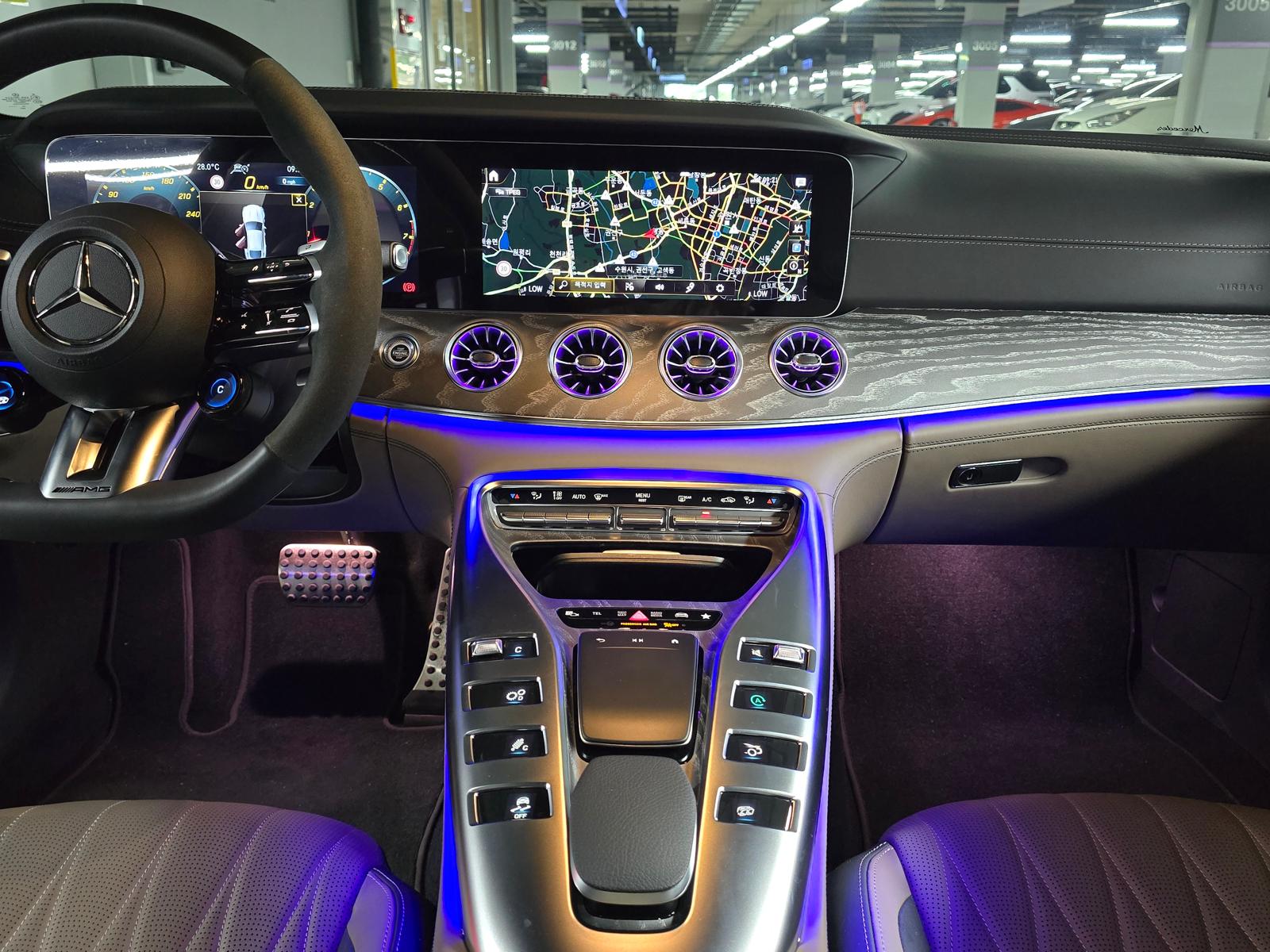 Mercedes Benz AMG GT 4 Door 43 4MATIC+ Golden Dayl 2022 (11)