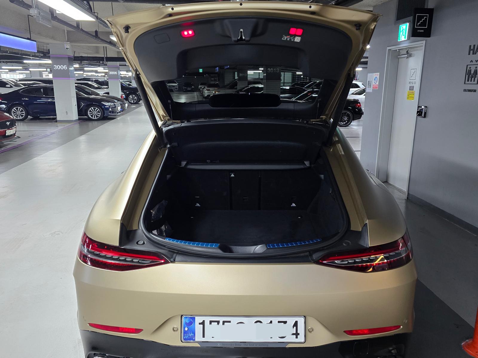 Mercedes Benz AMG GT 4 Door 43 4MATIC+ Golden Dayl 2022 (20)