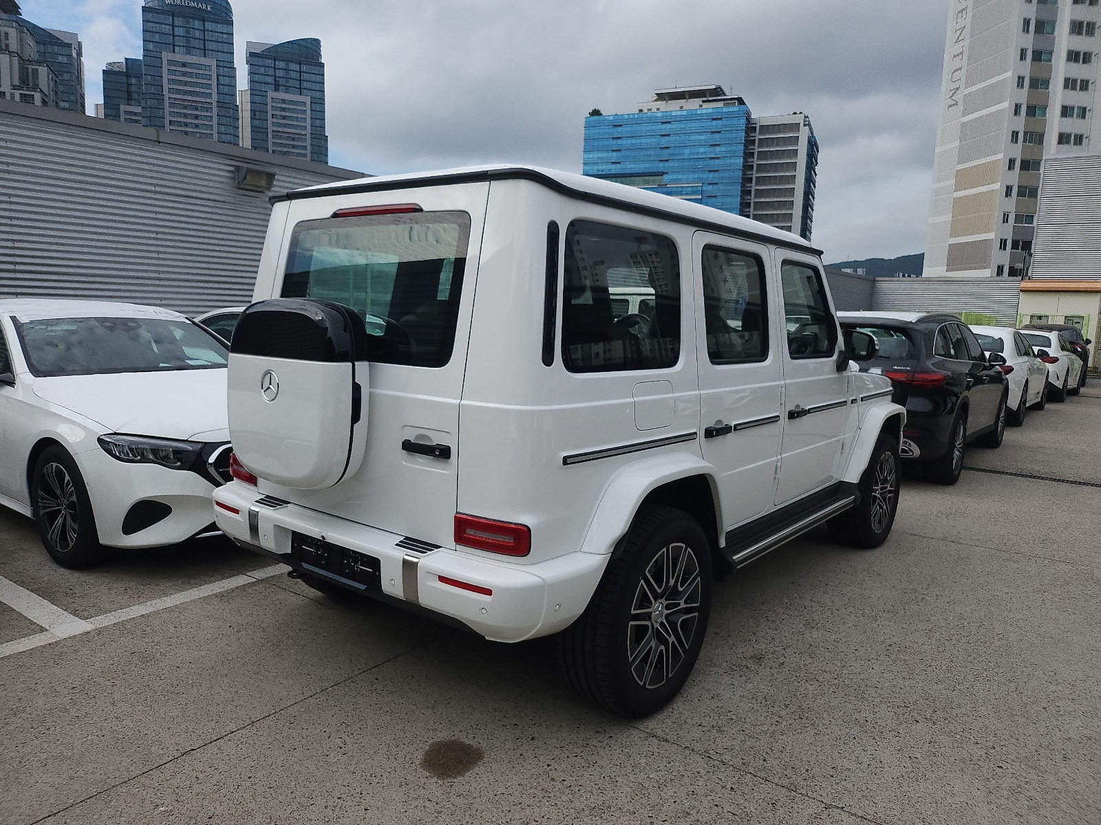 Mercedes Benz  G580 EQ 2025 (9)