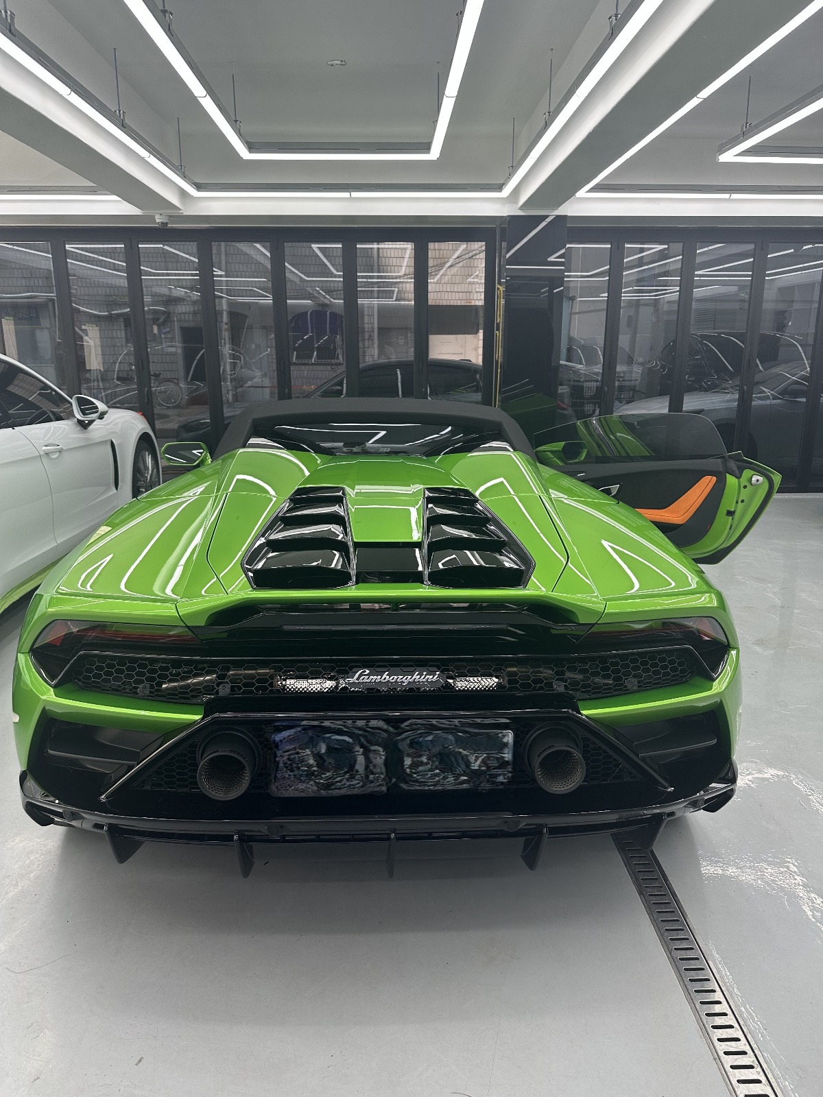 Lamborghini Huracan LP640-4 2024 (7)