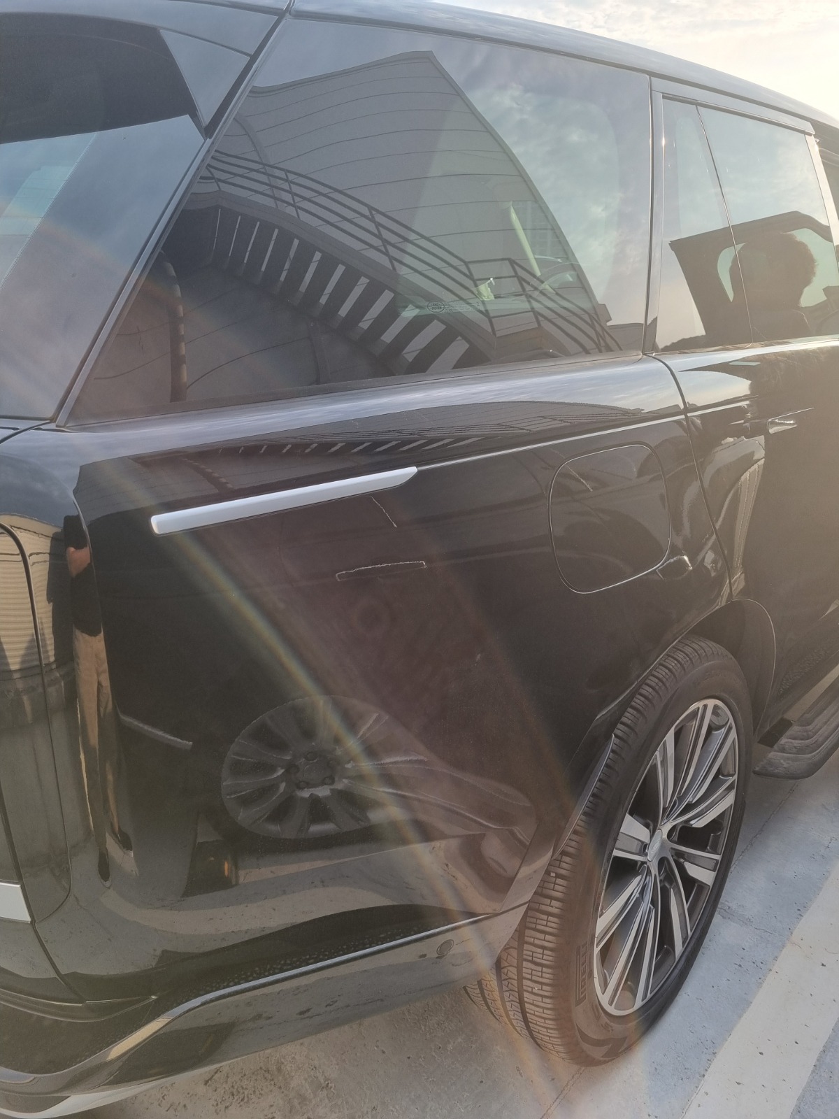 Range Rover P550e 2024 (9)
