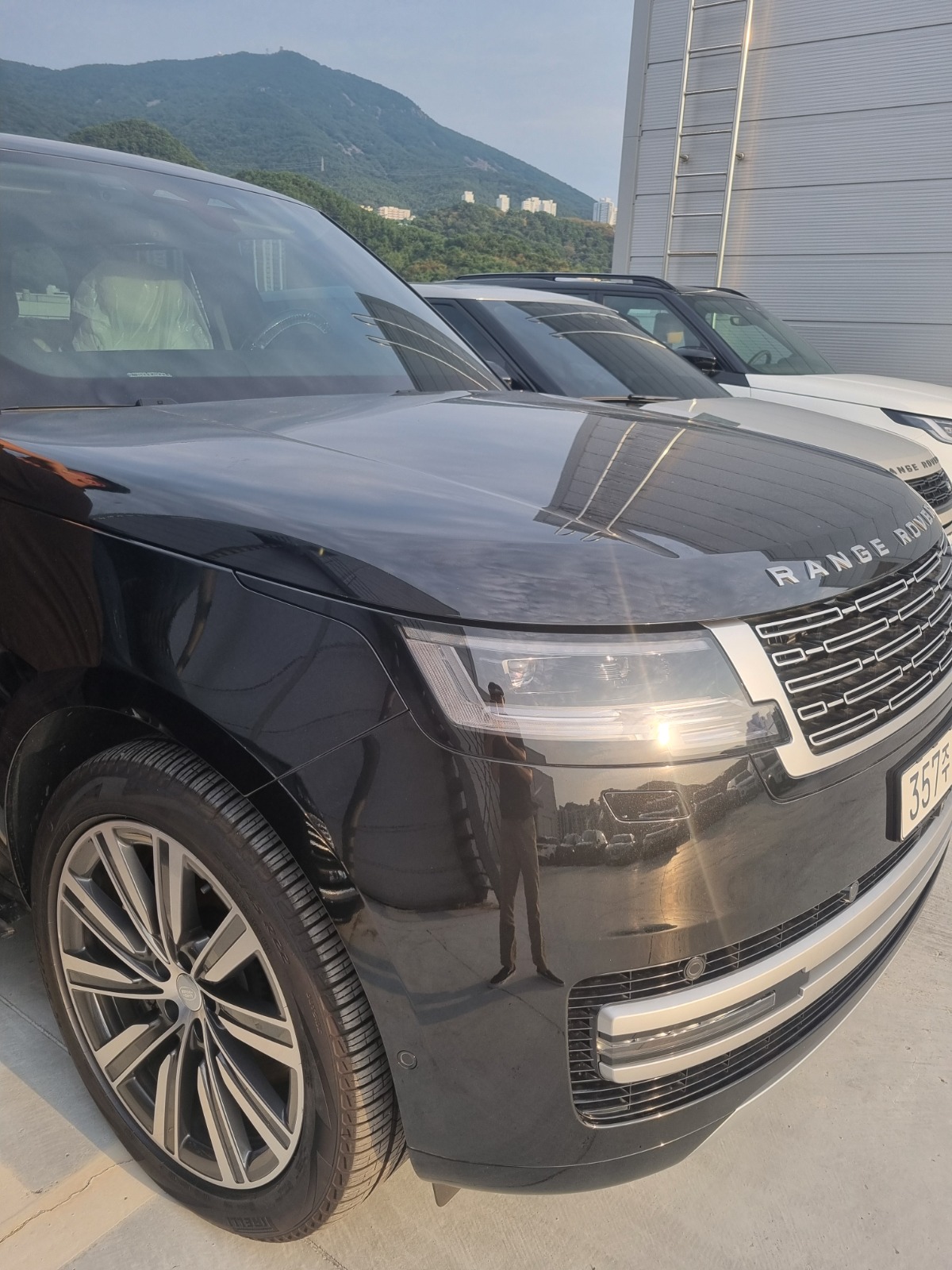 Range Rover P550e 2024 (18)