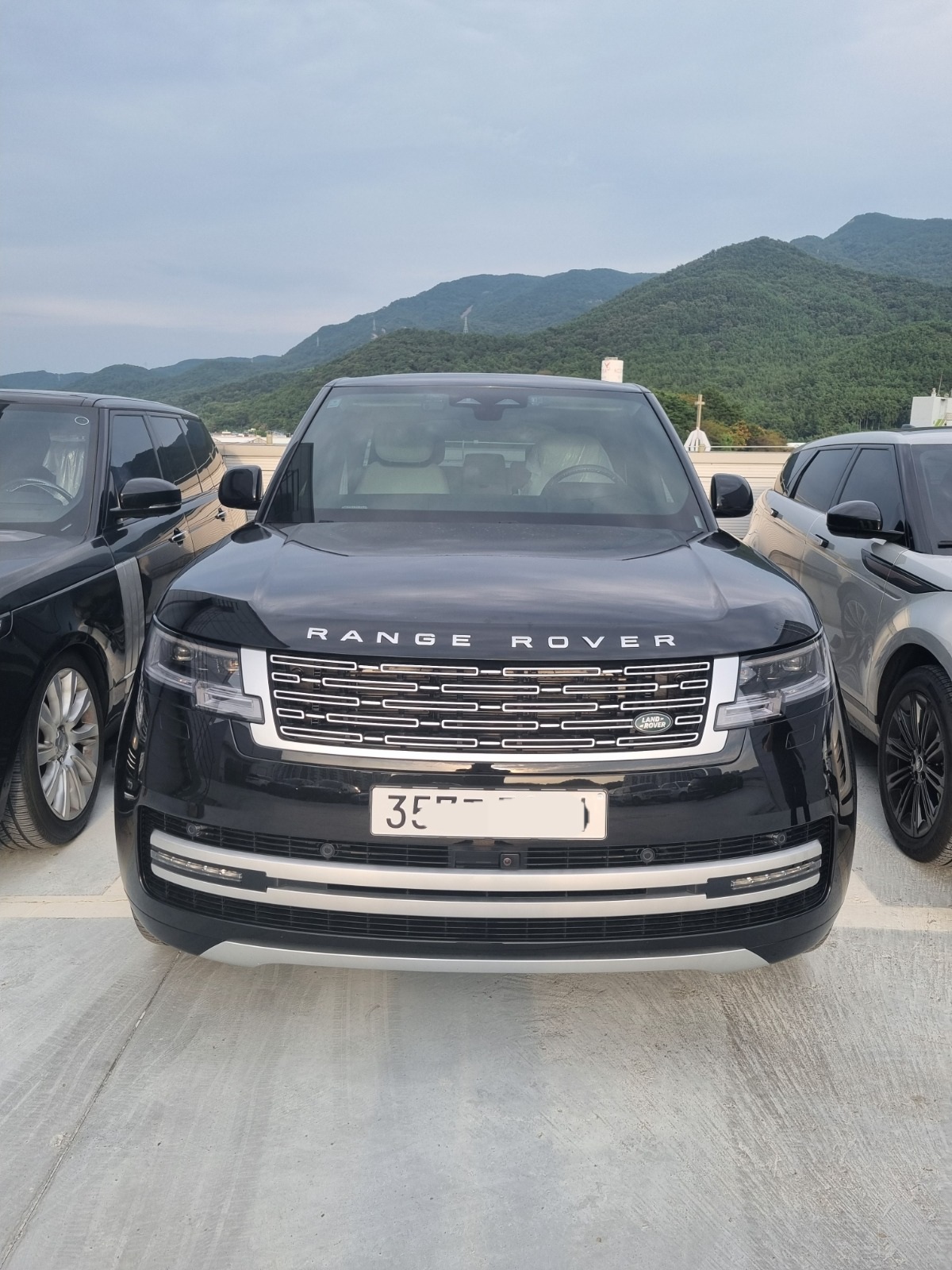 Range Rover P550e 2024 (20)