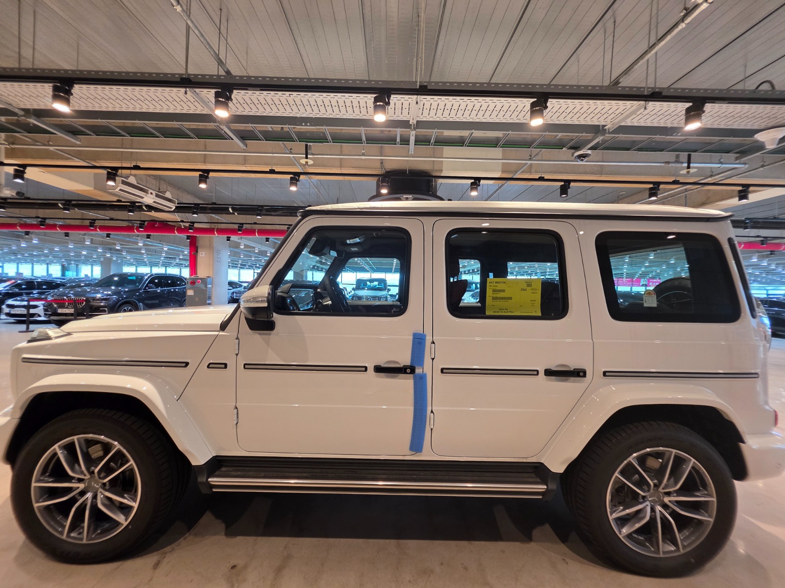 Mercedes Benz G450d 2025 (12)