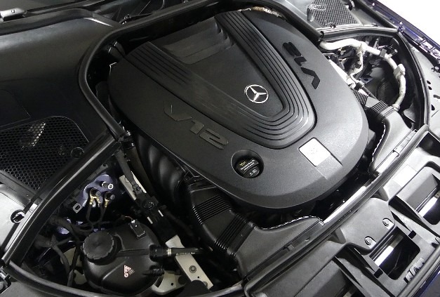 Mercedes Benz S680 4MT 2023 (8)