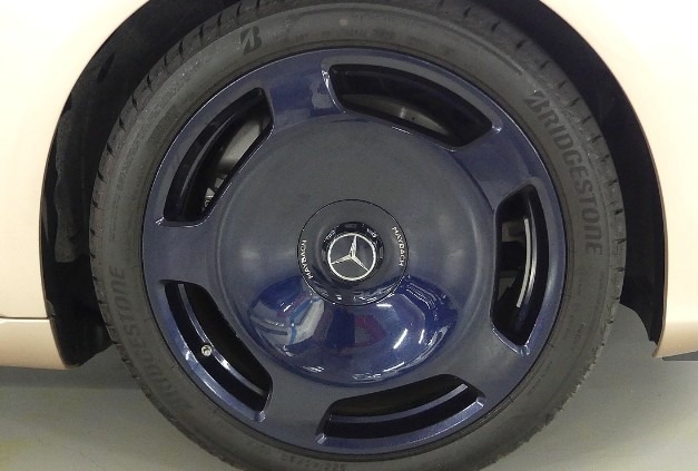 Mercedes Benz S680 4MT 2023 (11)