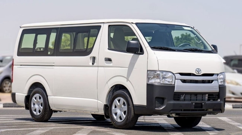 HIACE STD 2.5D MT 15 SEATER | Fugo Cars
