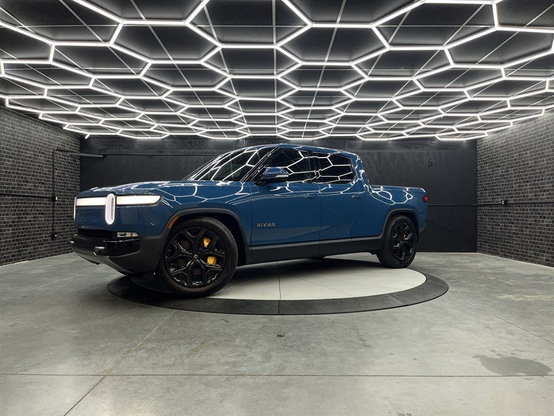 Rivian R1T Launch Edition