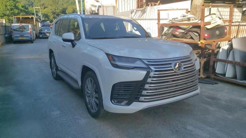 Lexus LX600 4 seats Vip