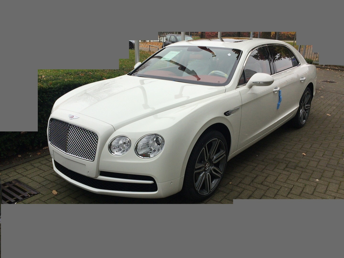 Bentley FLYING SPUR V8