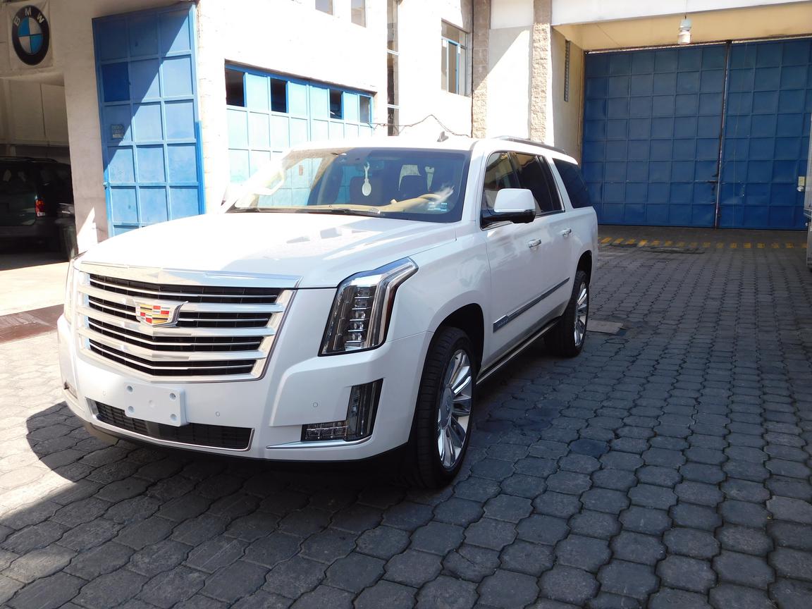 Escalade ESV Platinum | Fugo Cars