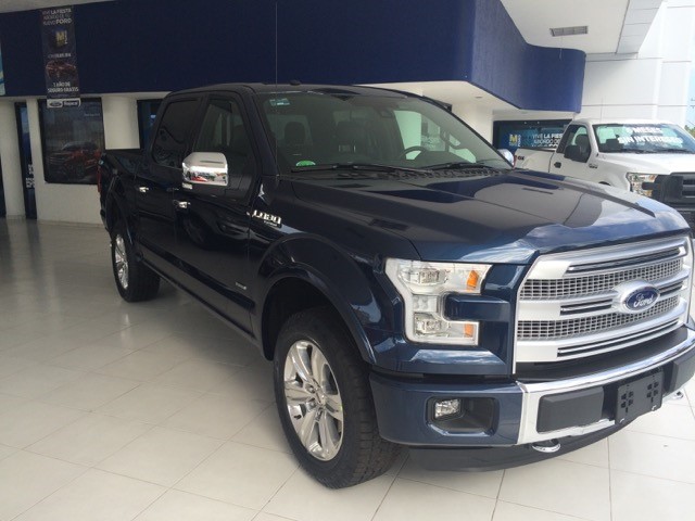 Ford Lobo Crew Cab Platinum