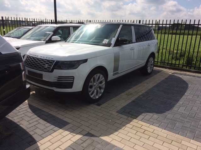 Range Rover Autobiography LWB 3,0 TDV6