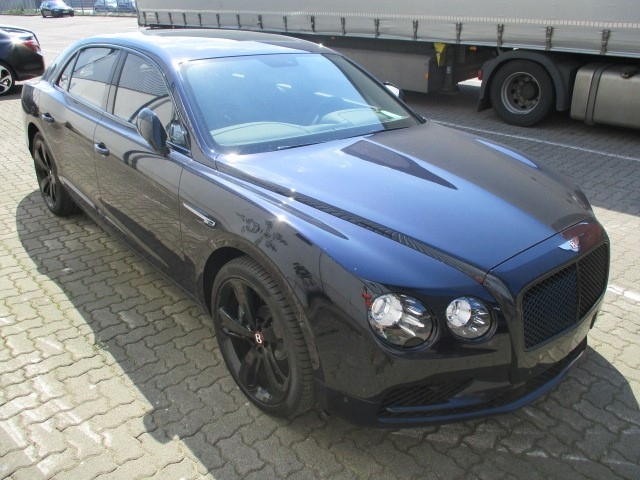  Flying Spur 4.0 V8 S | Fugo Cars