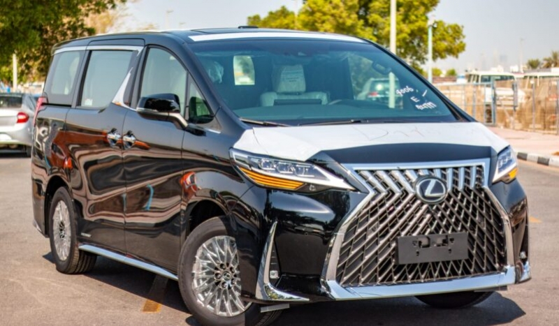 Lexus LM300h Hybrid Minivan